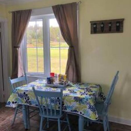Experience Tranquility Cricket Field Offers Charming Retreat In Twillingatate Villa Twillingate Exterior photo